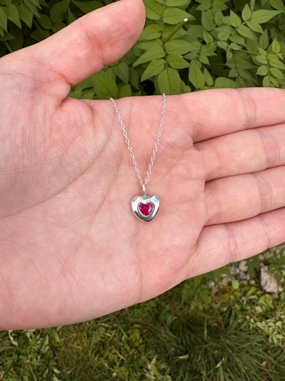 Heart pendant (Fire Red)
