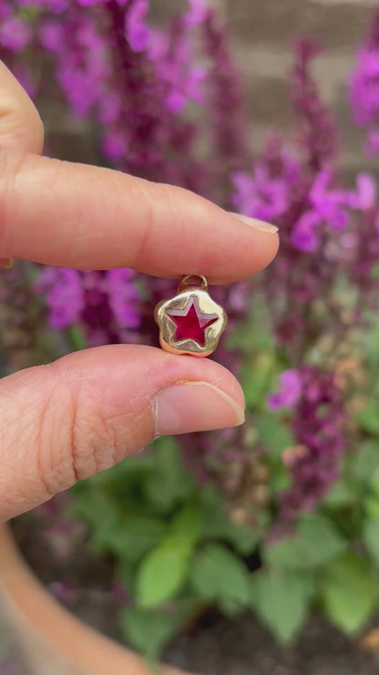 Stellina charm (gold bronze, lab ruby cz)