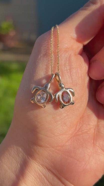 Tilly Turtle - champagne cz (gold bronze)